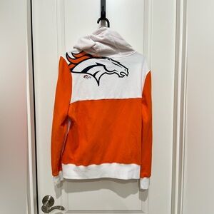 Denver Broncos hoodie with zipper pockets, XL